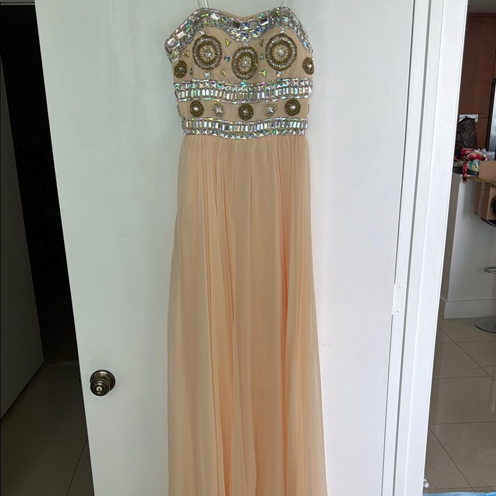 Elegant Strapless Dress with Embellished Bodice M